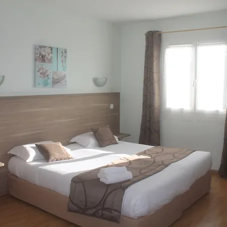 Hotel The Originals City, La Closerie, Nantes Nord 3*