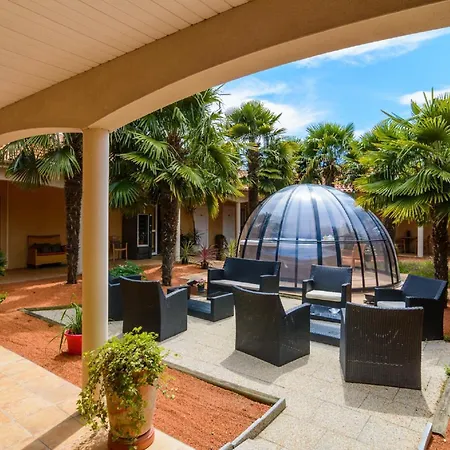 Hotel The Originals City, La Closerie, Nantes Nord 3*