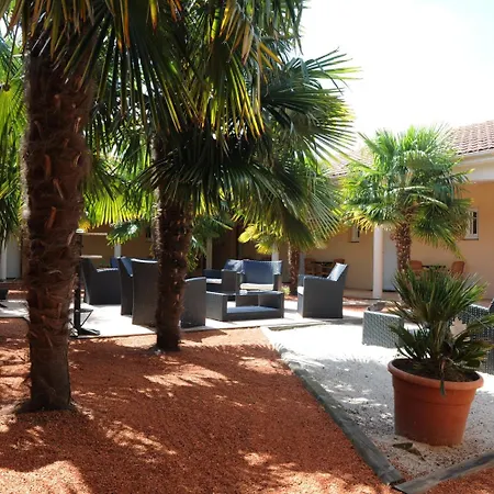 Hotel The Originals City, La Closerie, Nantes Nord 3*